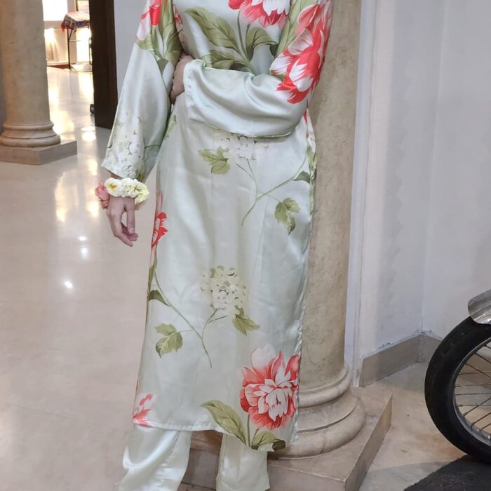 Green Silk Floral Pret